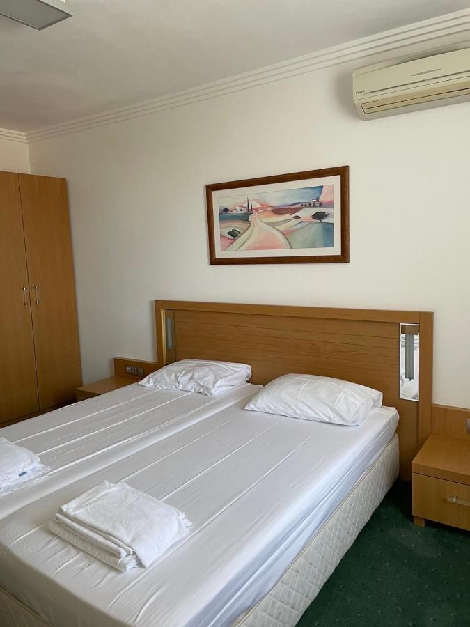 Private Apartments In Emerald Ravda Kültér fotó