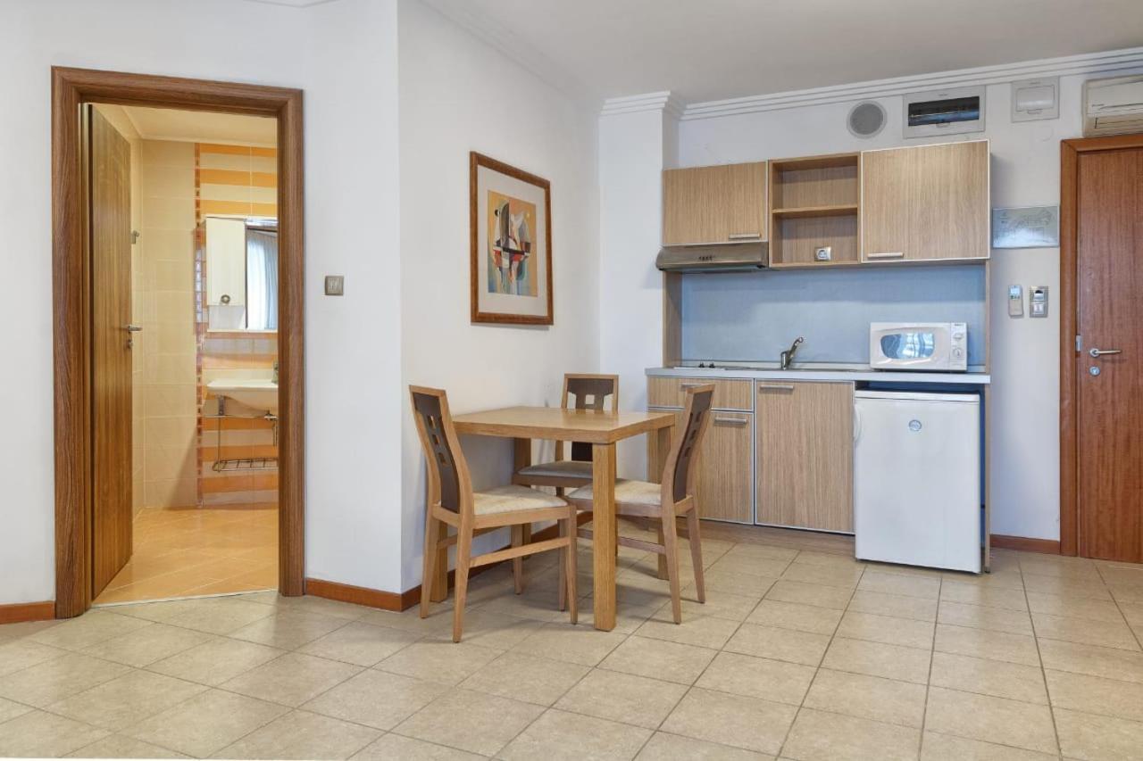 Private Apartments In Emerald Ravda Kültér fotó